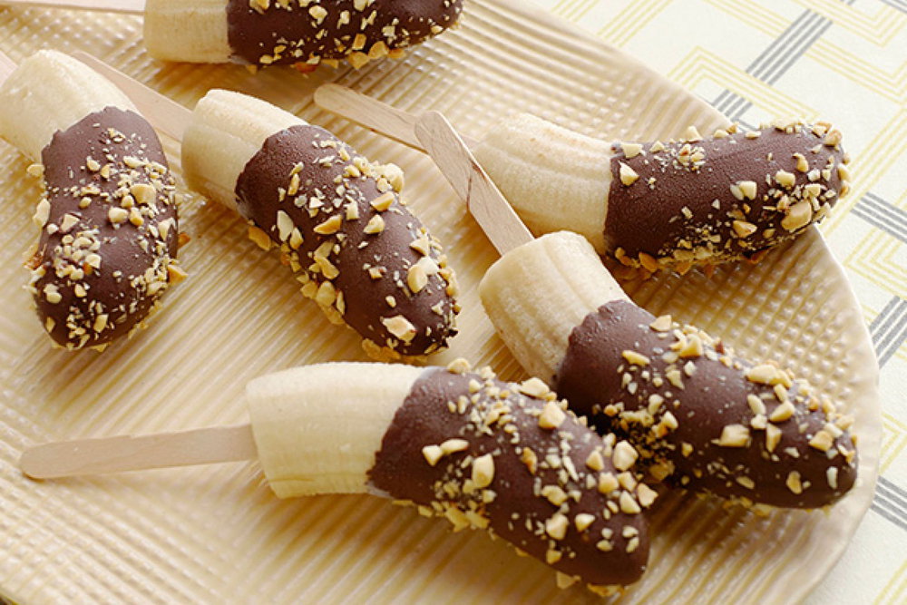 Chocolate Banana Pops Recipe in Hindi