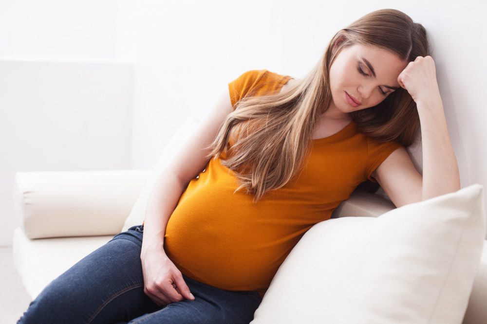 गर्भवती महिला को उल्टी, गैस और कब्ज़ की समस्या